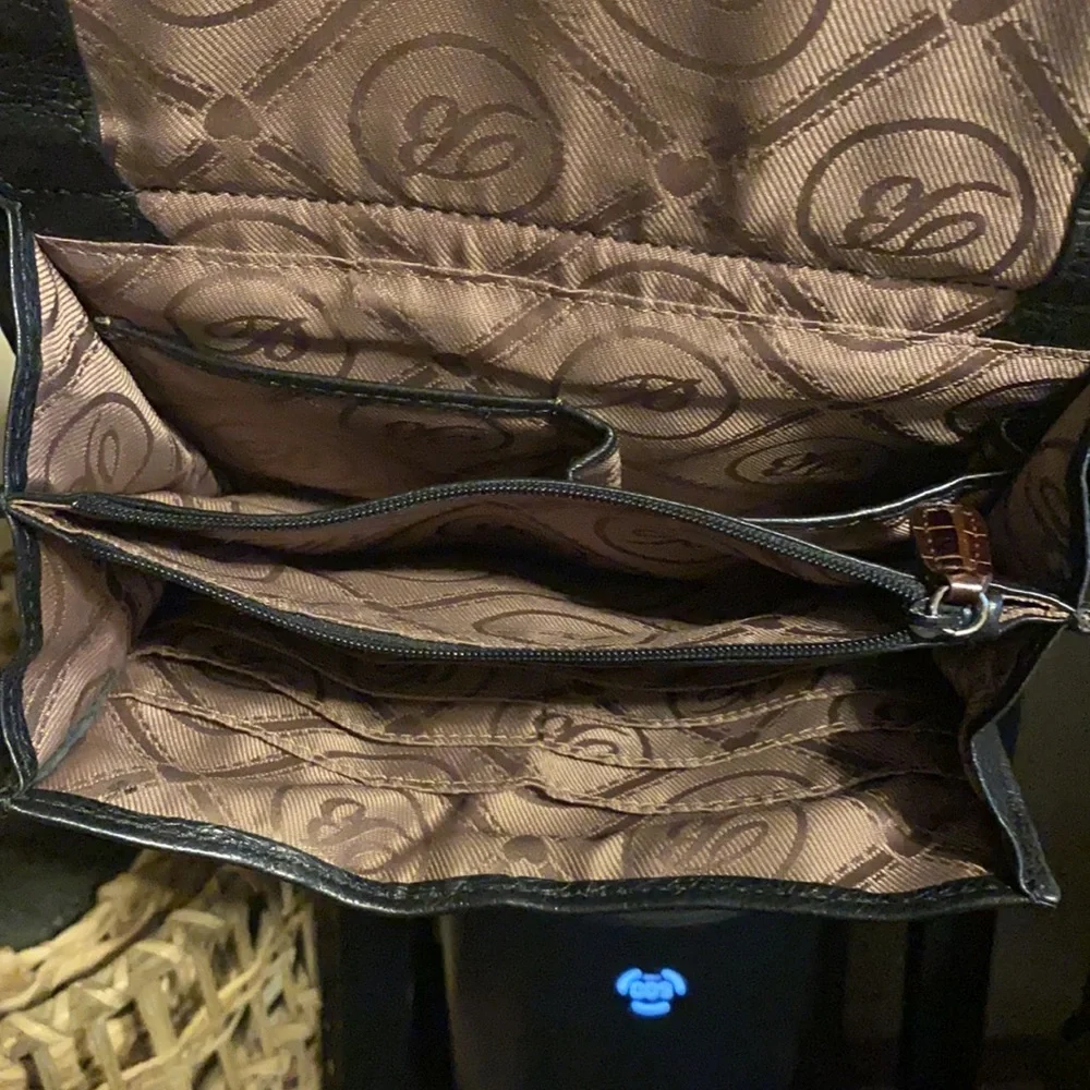 Brighton Purse - Picture 14 of 15